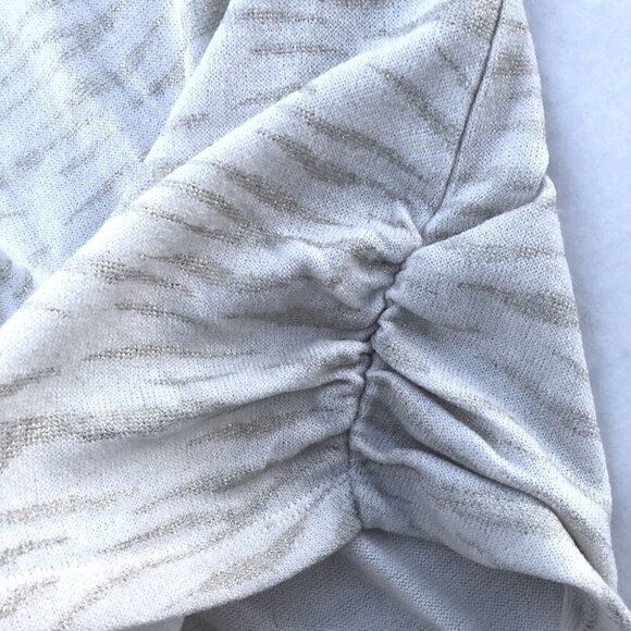 Heartsoul Tiger Striped Off White and Gold Sweater Size Small - Picture 3 of 7